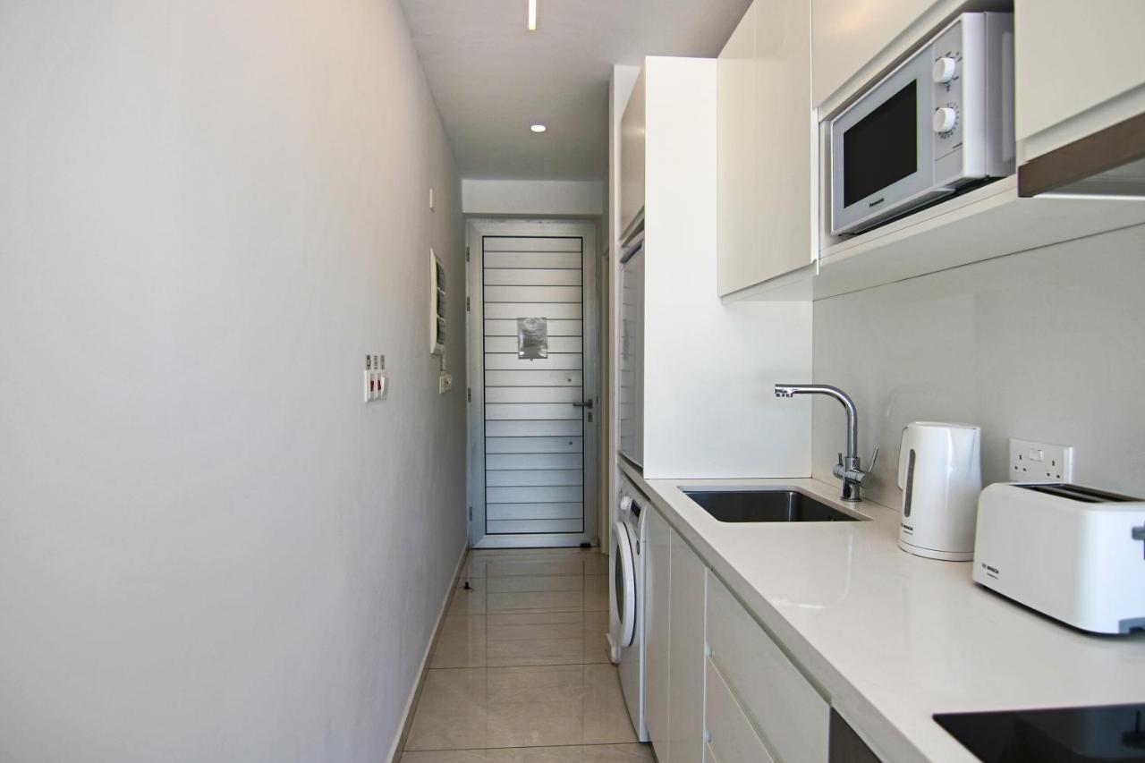 Apartament Phaedrus Living - Seaside Luxury Flat Harbour 104 Pafos Zewnętrze zdjęcie